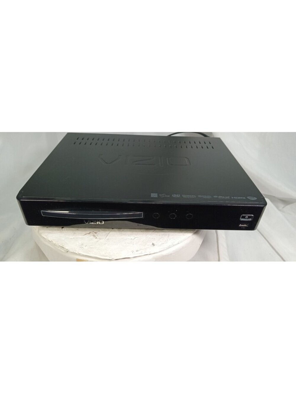 Vizio VBR120 Blu-Ray Disc Player DVD 1080p HD HDMI Dolby Audio